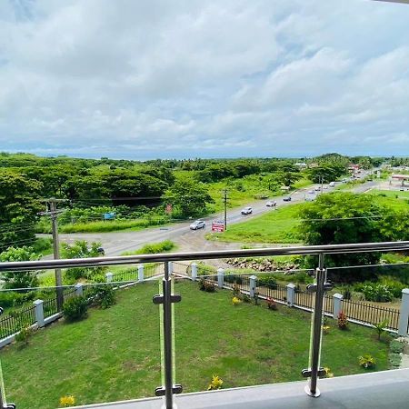 Lovely 4-Bedroom Holiday Home With Free Parking. Lautoka Luaran gambar