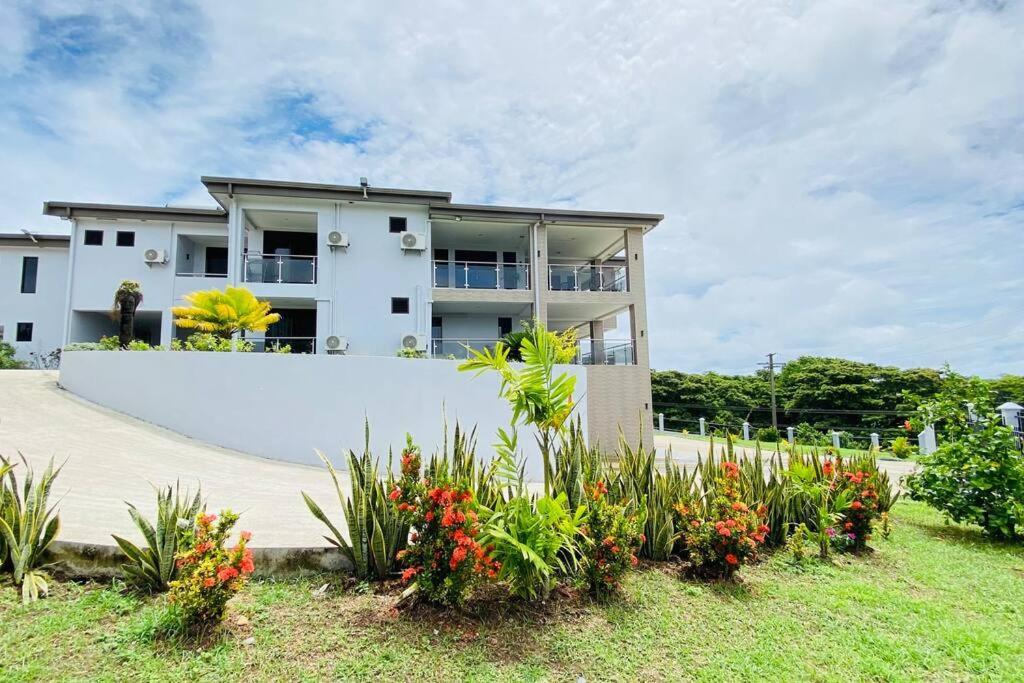Lovely 4-Bedroom Holiday Home With Free Parking. Lautoka Luaran gambar