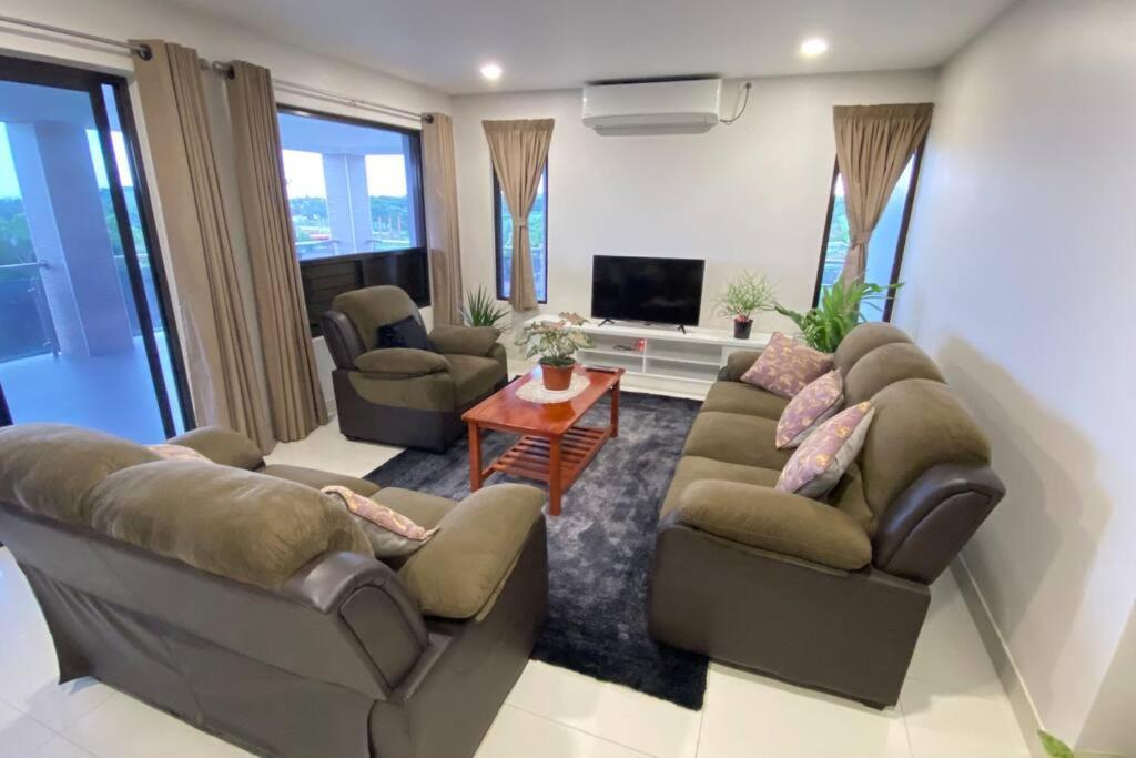 Lovely 4-Bedroom Holiday Home With Free Parking. Lautoka Luaran gambar